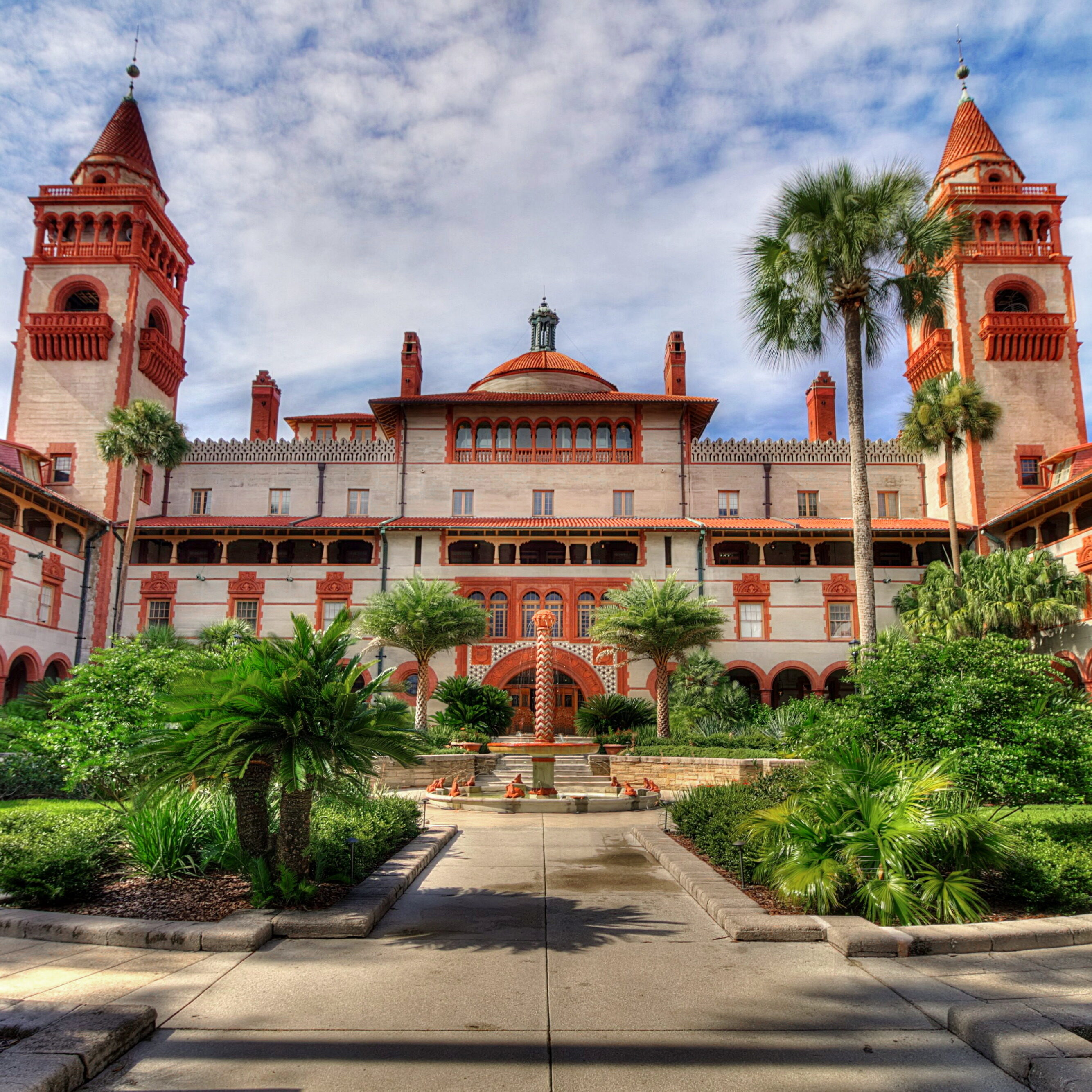 Flagler_College_Courtyard